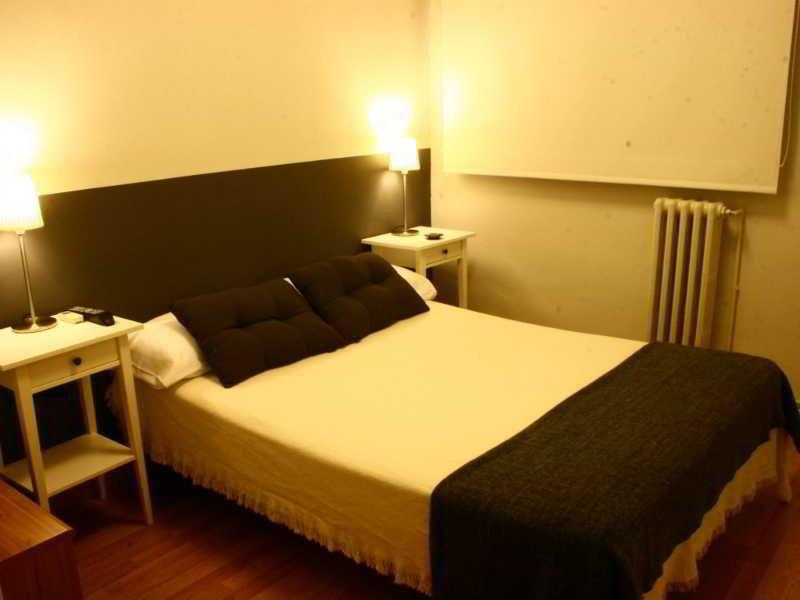 Hostel El Ninot