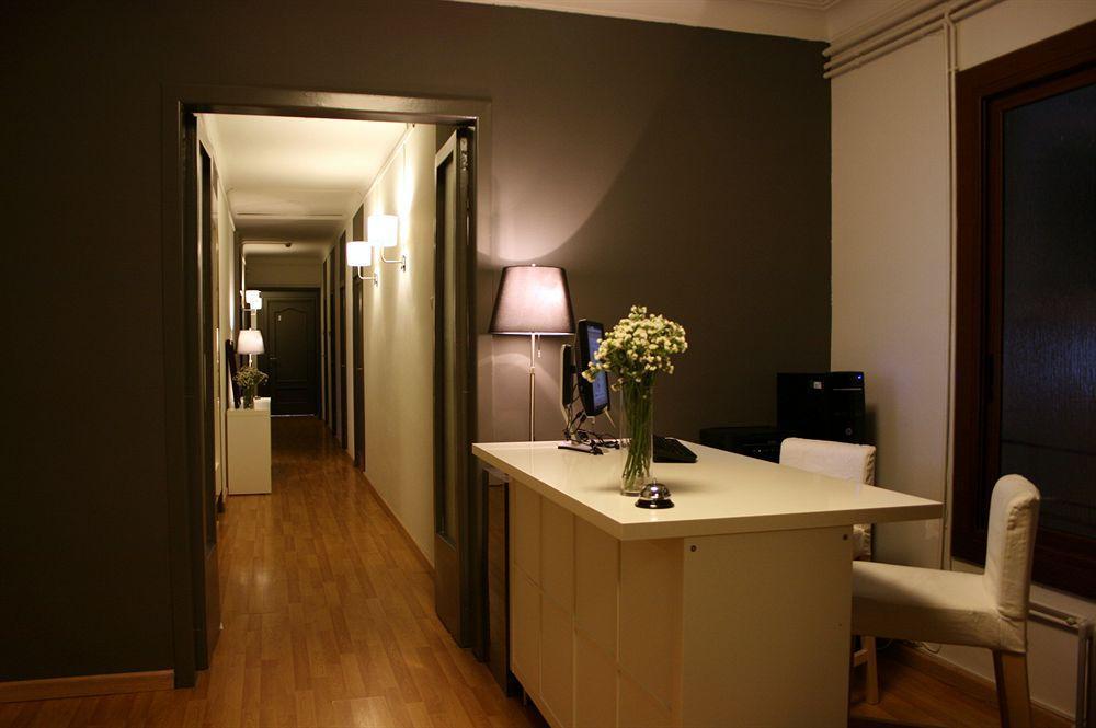 Guest house El Ninot